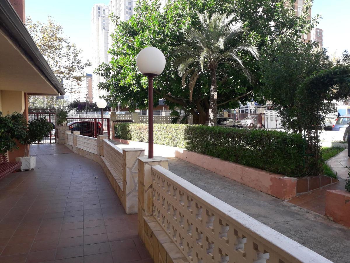 Moderno Apartamento Zona Playa De Levante ベニドルム エクステリア 写真